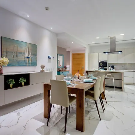 Super Luxury In Tigne Point, Amazing Ocean Views Apartamento