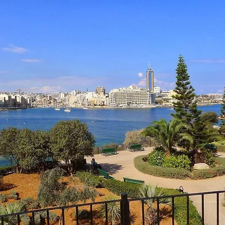 Super Luxury In Tigne Point, Amazing Ocean Views Sliema